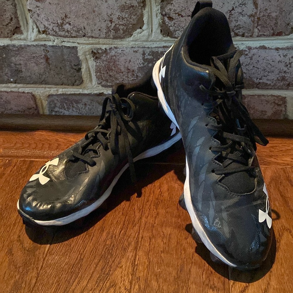 Under armor cleats